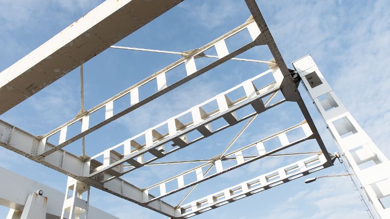 Foto van onder de Cruquiusbrug.
