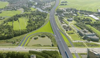 Aerial photo of the Dutch highway around Amstelveen, and the traffic juntion Badhoevedorp Holendrecht.